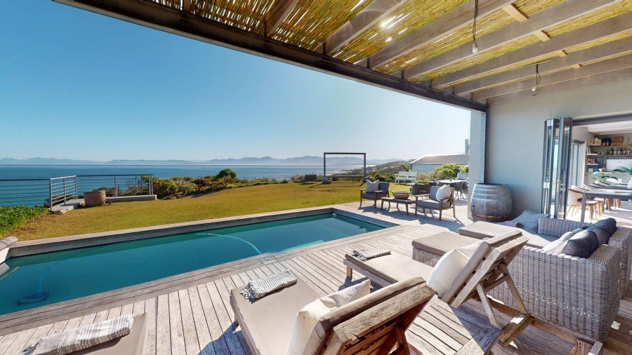 6 Bedroom Property for Sale in Romansbaai Estate Western Cape